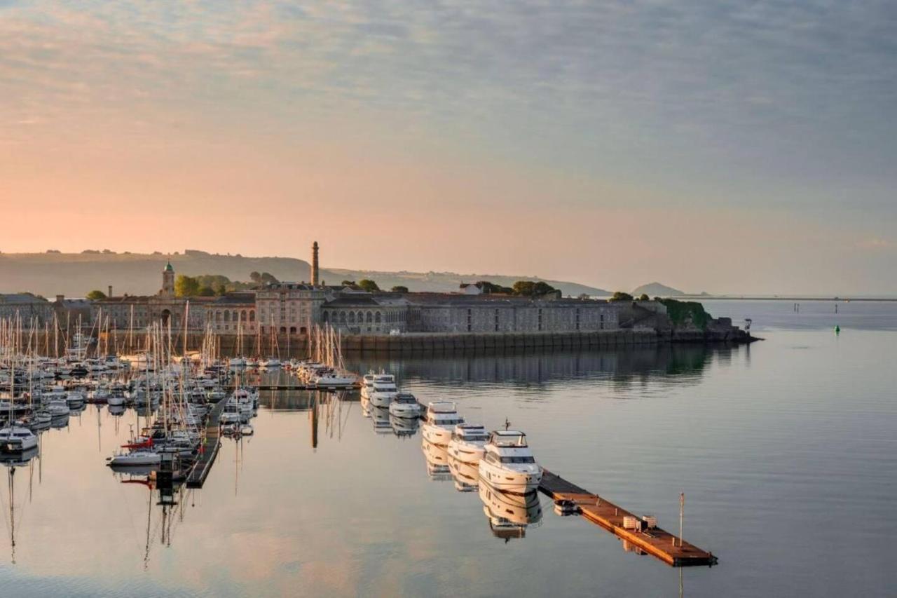 Cozy Coastal Apartment Plymouth Eksteriør billede